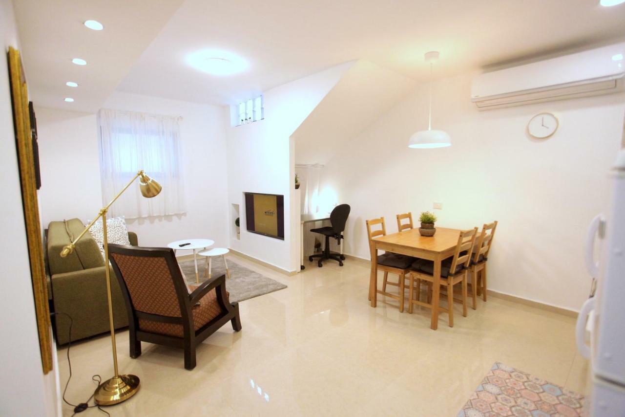 Modern Home In The Heart Of Nachlaot القدس المظهر الخارجي الصورة